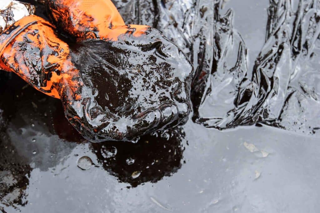Crude-Oil-SPill